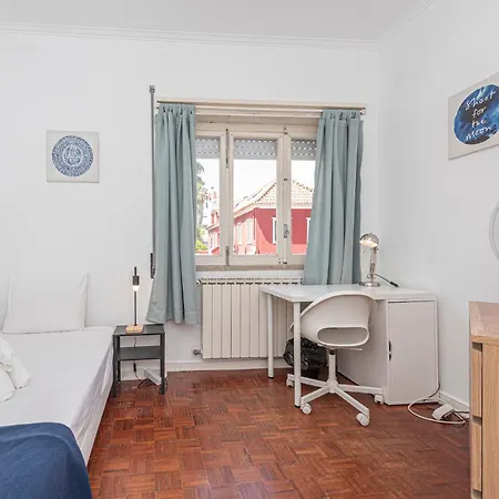Houze Spacious Flat In Charming&historical リスボン