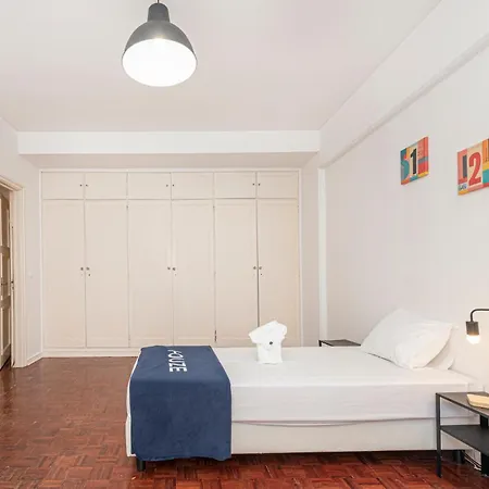 Houze Spacious Flat In Charming&historical
