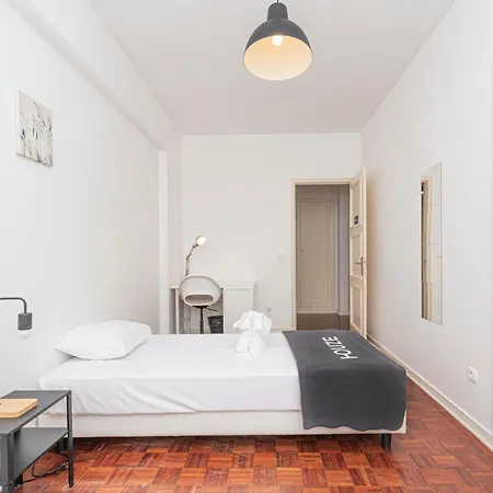 Houze Spacious Flat In Charming&historical リスボン