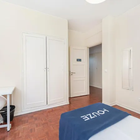 Houze Spacious Flat In Charming&historical *